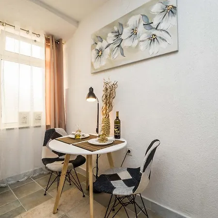 Evita Apartman *